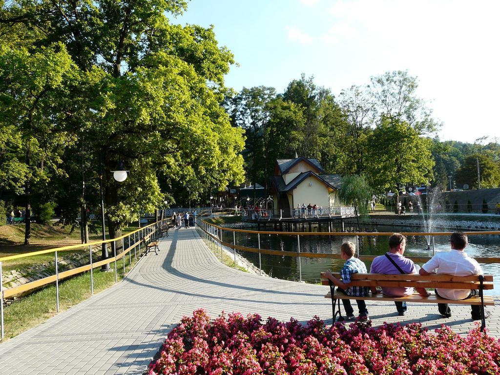 Villa Asturia Rymanów-Zdrój Esterno foto